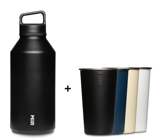64oz-wm-bottle-4x-pint-cups-y6 64oz-bundle-04.png