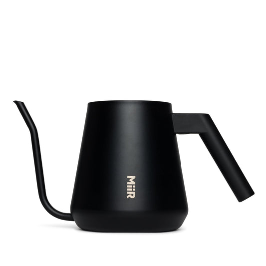 new-standard-pour-over-kettle-y1 Pour_Over_Kettle_Black_Studio_0222_Front.jpg