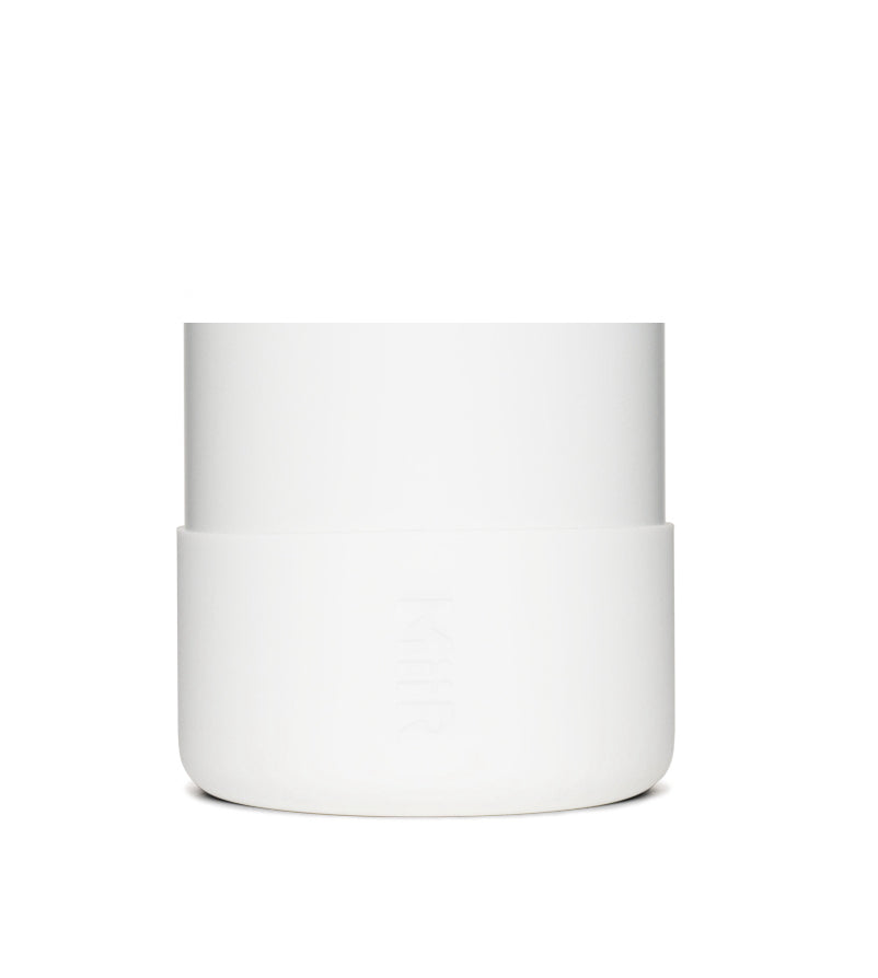 silicone-boot-o4 Silicone_Boot_32oz_42oz_White_Studio_0821_On_Bottle_7c7df284-5bee-4f24-a031-14b02db7328f__SLB1PN34001.jpg