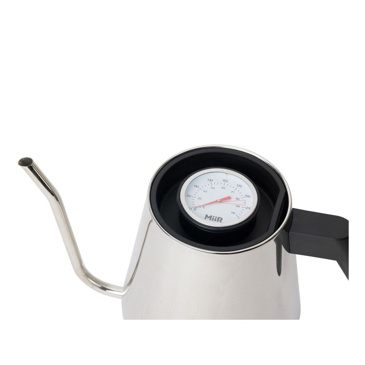 new-standard-pour-over-kettle-y1 WebPDP-Pour_Over_Kettle_Black_Studio_0222_45_Deg_Lid__POK1SNOS005.jpg