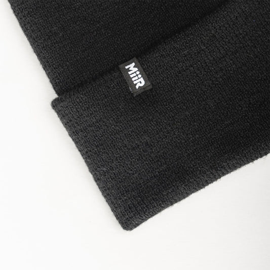 recycled-poly-fine-knit-beanie-g3 WebPDP-RecycledPolyFineKnitBeanie_Studio_TagDetail_Black__BNE005002OS.jpg